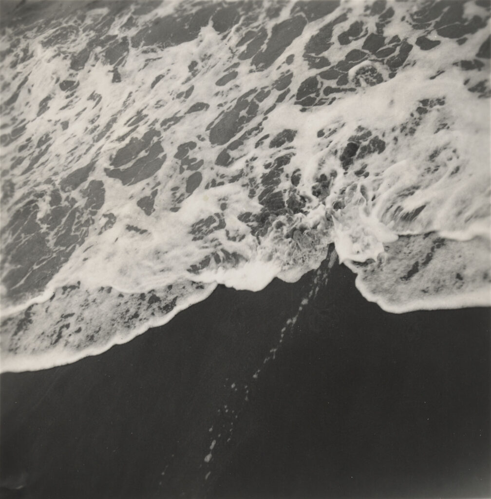 Georgia O'Keeffe, Waiʻanapanapa Black Sand Beach, March 1939